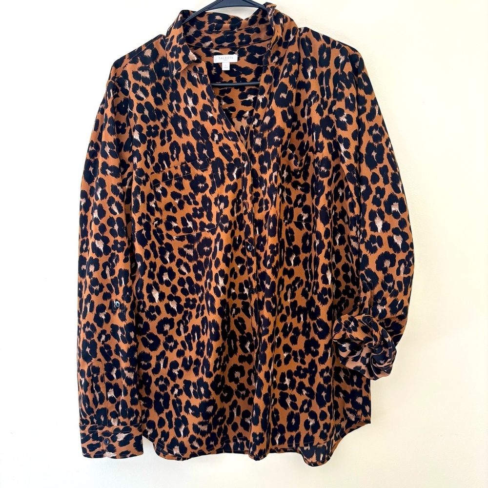 Talbots Size L Blouse Leopard Button Down Roll-tub Long Sleeve Patch Pockets